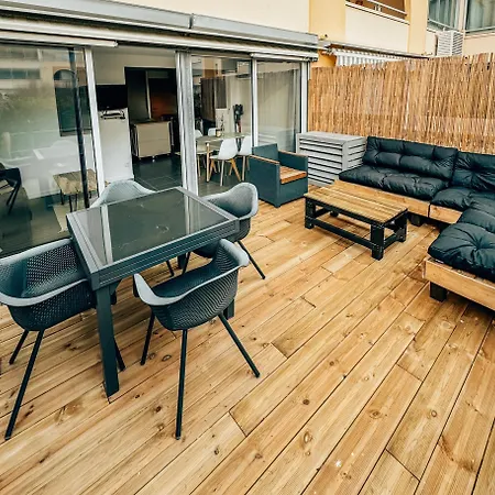 House 100m Plage, Sur Le Port. Apartmán *